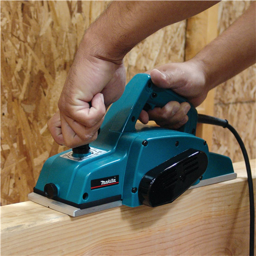 1912B Makita 4 3/8" Planer